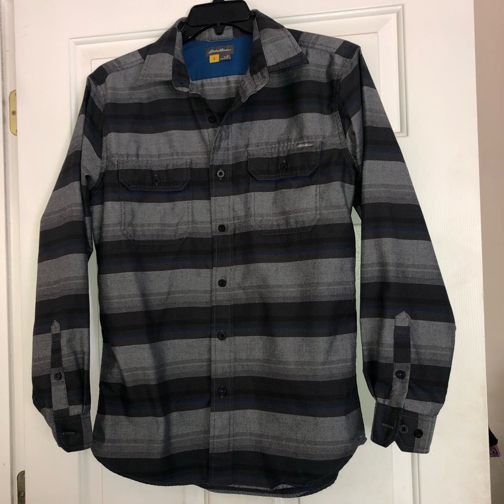 Eddie Bauer Men's Medium Gray Striped Collared Long Sleeve Button Up Shirt EUC